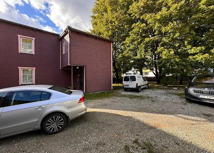 Downtown 1br With Parking * タリン