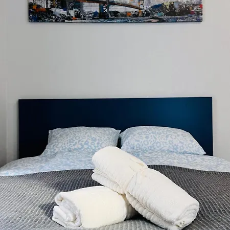 דירה Downtown 1br With Parking טאלין