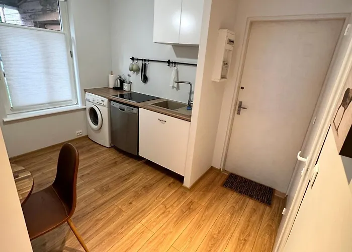 Downtown 1br With Parking Апартаменты *